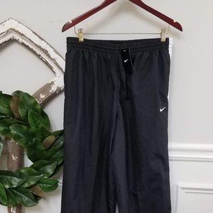 Classic Styling Nike Warm Up Pant - Large